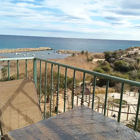 Les Pieds Dans L'eau 