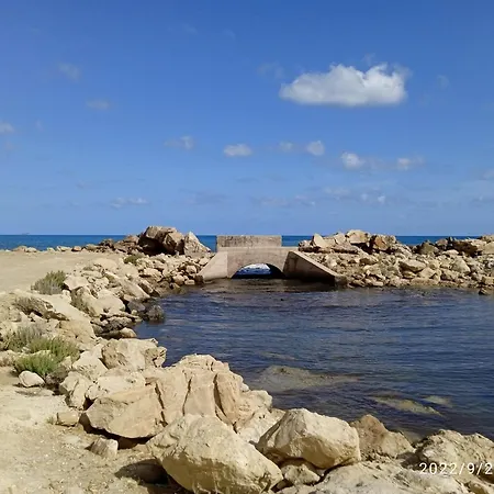 Les Pieds Dans L'eau 